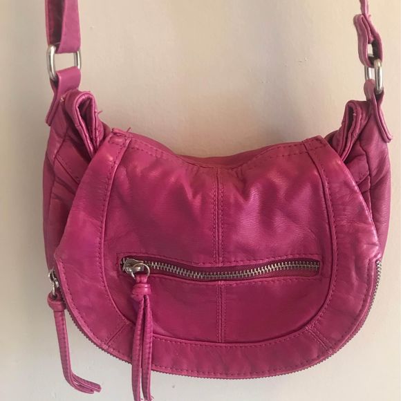 Candies Hot Pink Crossbody Bag Faux Leather 10 X 8 Inches - Picture 2 of 5